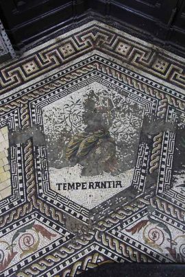 Mosaik Floor Gnadenkapelle Kevelaer before the restoration in 2011